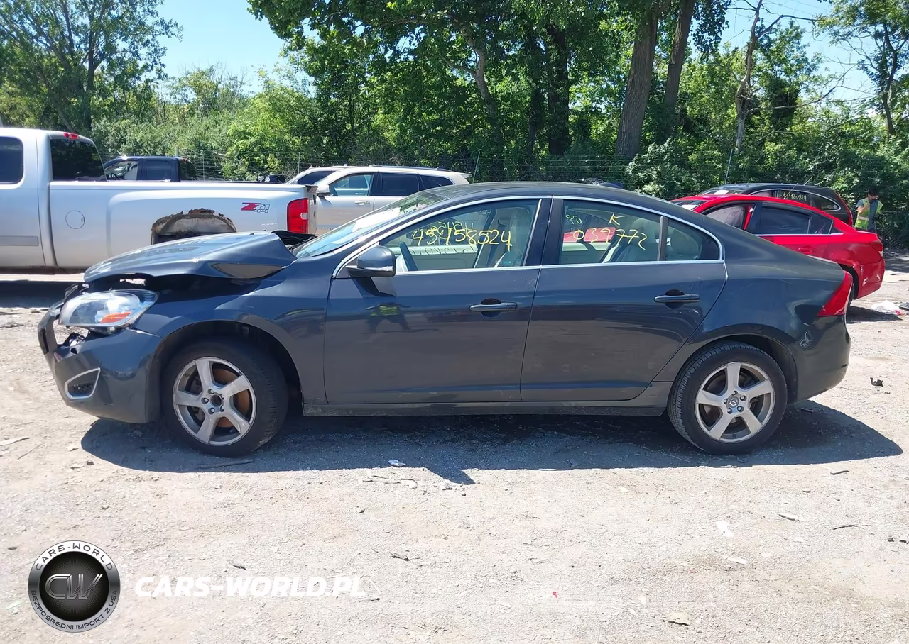 2012 Volvo S60 T5 VIN:YV1622FSXC2039772 - 14