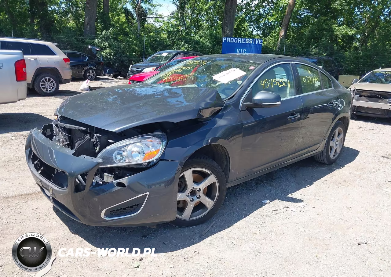 2012 Volvo S60 T5 VIN:YV1622FSXC2039772 - 2