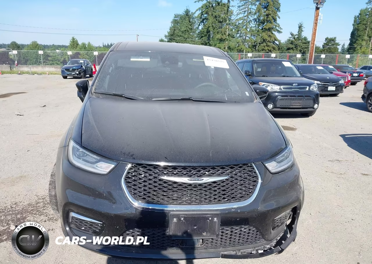 2025 Chrysler Pacifica Select VIN:2C4RC1BG3SR554480 - 11