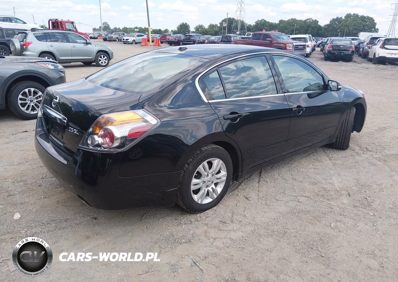 2010 Nissan Altima 2.5 S VIN:1N4AL2APXAN547158 - 4