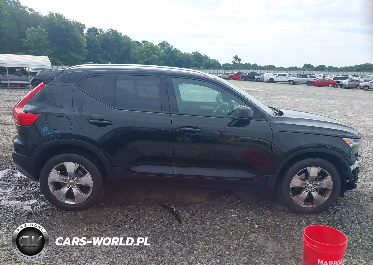 2020 Volvo Xc40 T5 Momentum VIN:YV4162UK2L2203049 - 13