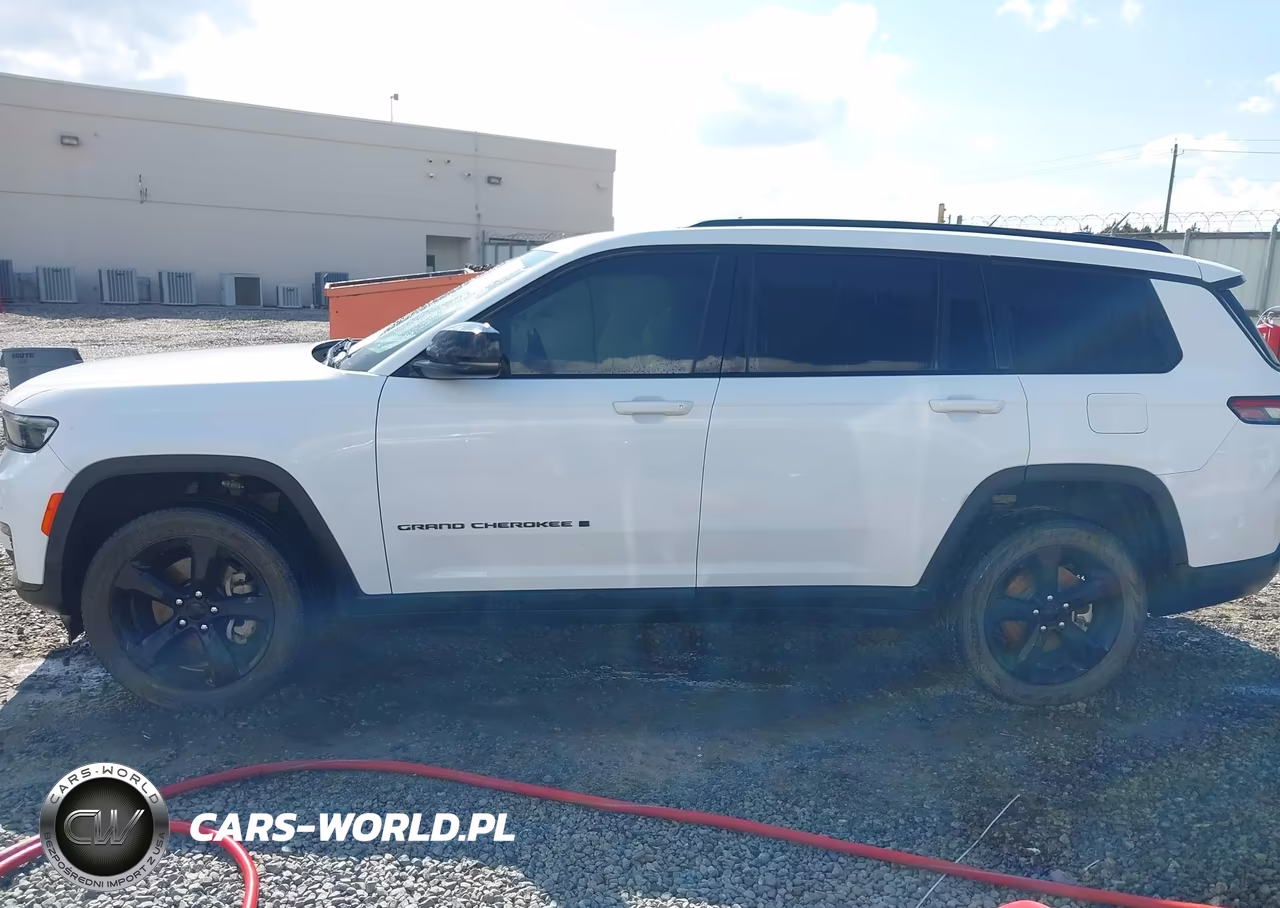 2023 Jeep Grand Cherokee L Limited 4X2 VIN:1C4RJJBG1P8733948 - 14