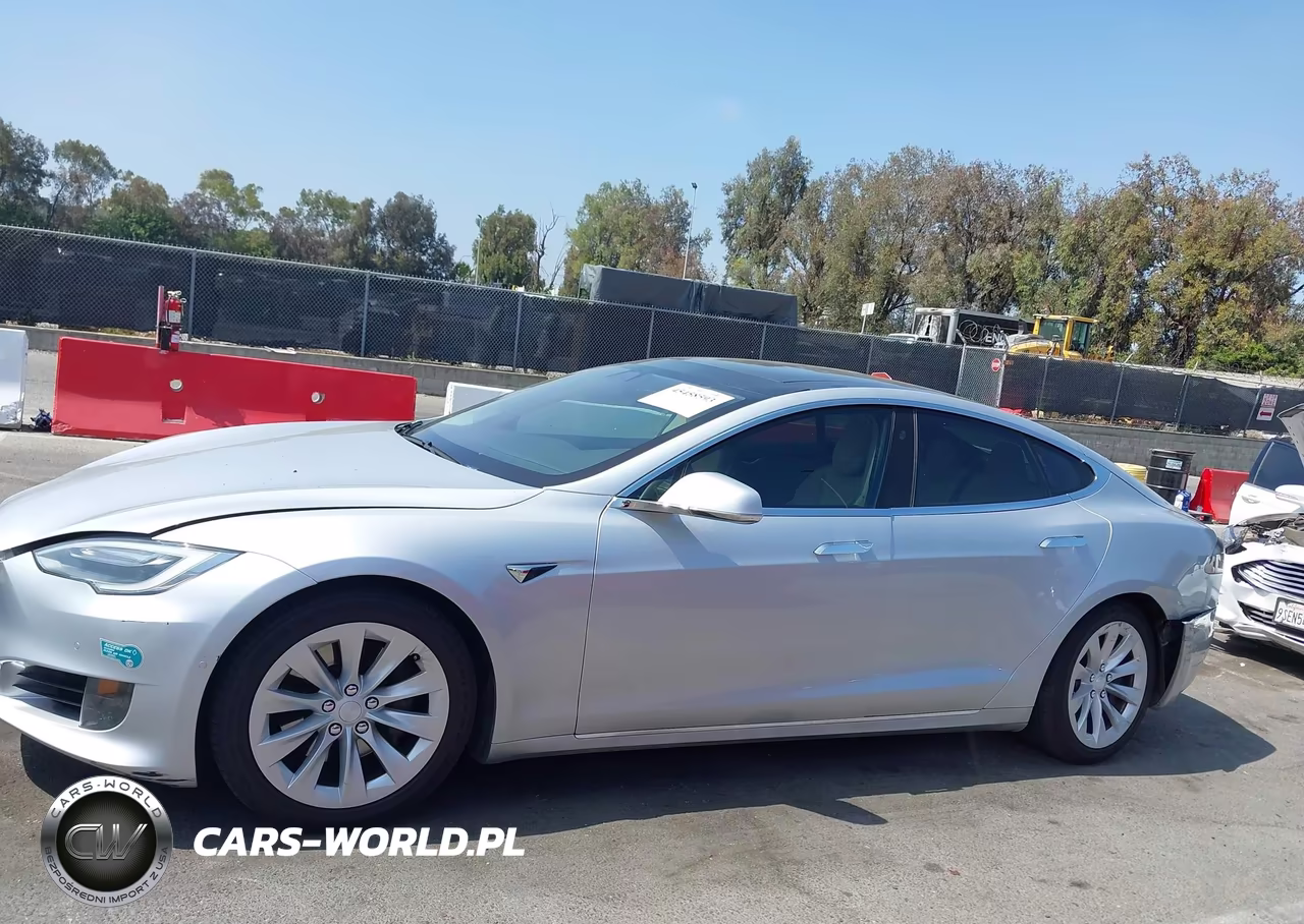 2017 Tesla Model S 60-75 VIN:5YJSA1E11HF199571 - 13