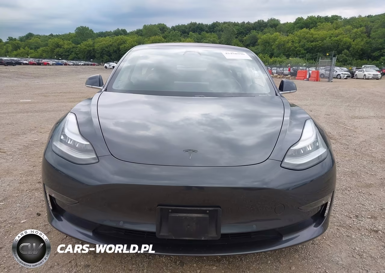 2018 Tesla Model 3 Long Range-Mid Range VIN:5YJ3E1EA5JF006918 - 11