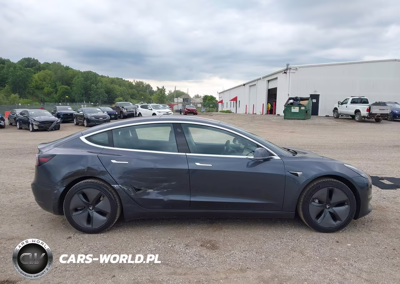 2018 Tesla Model 3 Long Range-Mid Range VIN:5YJ3E1EA5JF006918 - 12