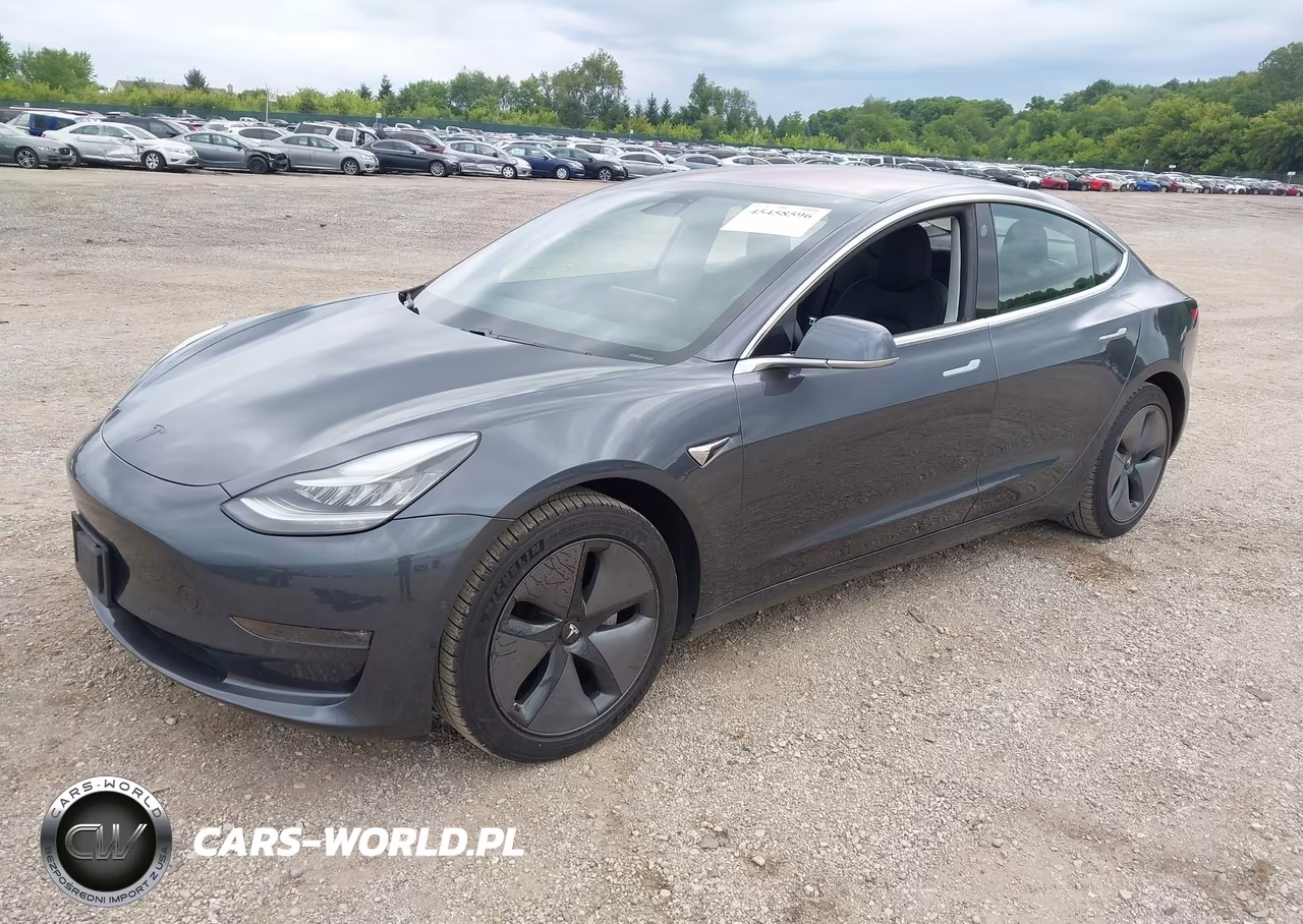 2018 Tesla Model 3 Long Range-Mid Range VIN:5YJ3E1EA5JF006918 - 2
