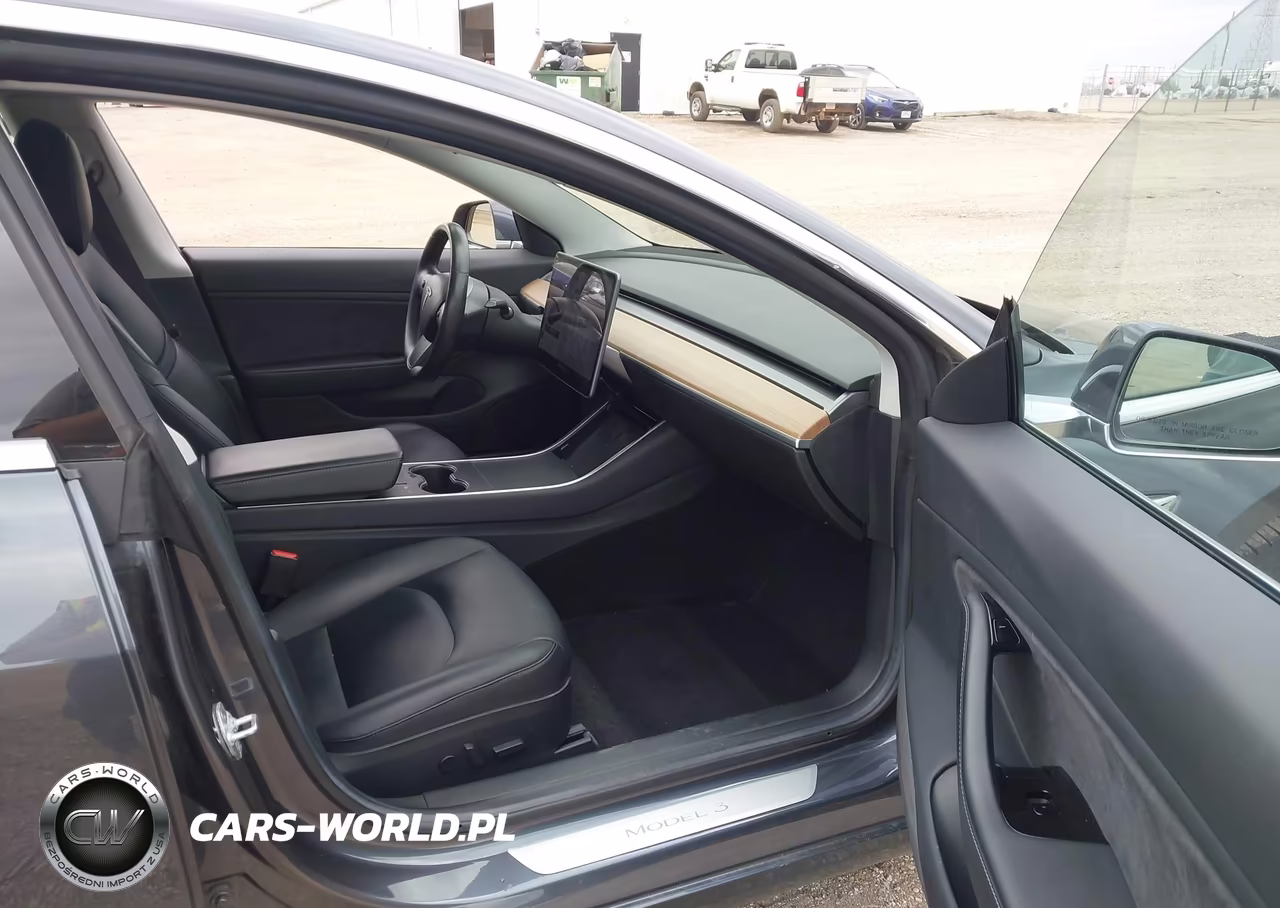 2018 Tesla Model 3 Long Range-Mid Range VIN:5YJ3E1EA5JF006918 - 5