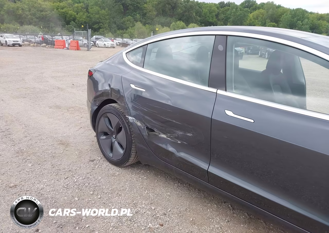 2018 Tesla Model 3 Long Range-Mid Range VIN:5YJ3E1EA5JF006918 - 6