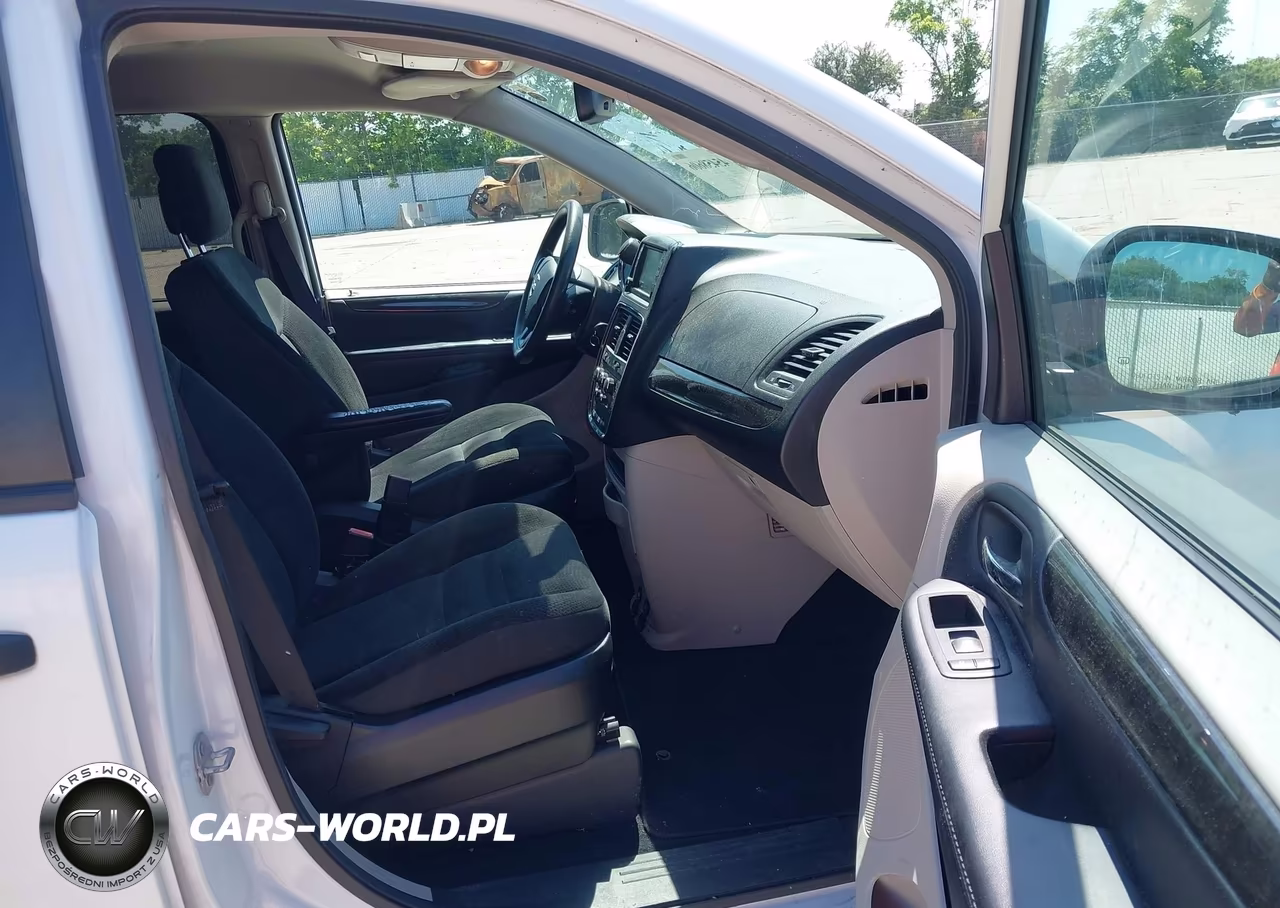 2019 Dodge Grand Caravan Se VIN:2C4RDGBG5KR643516 - 5