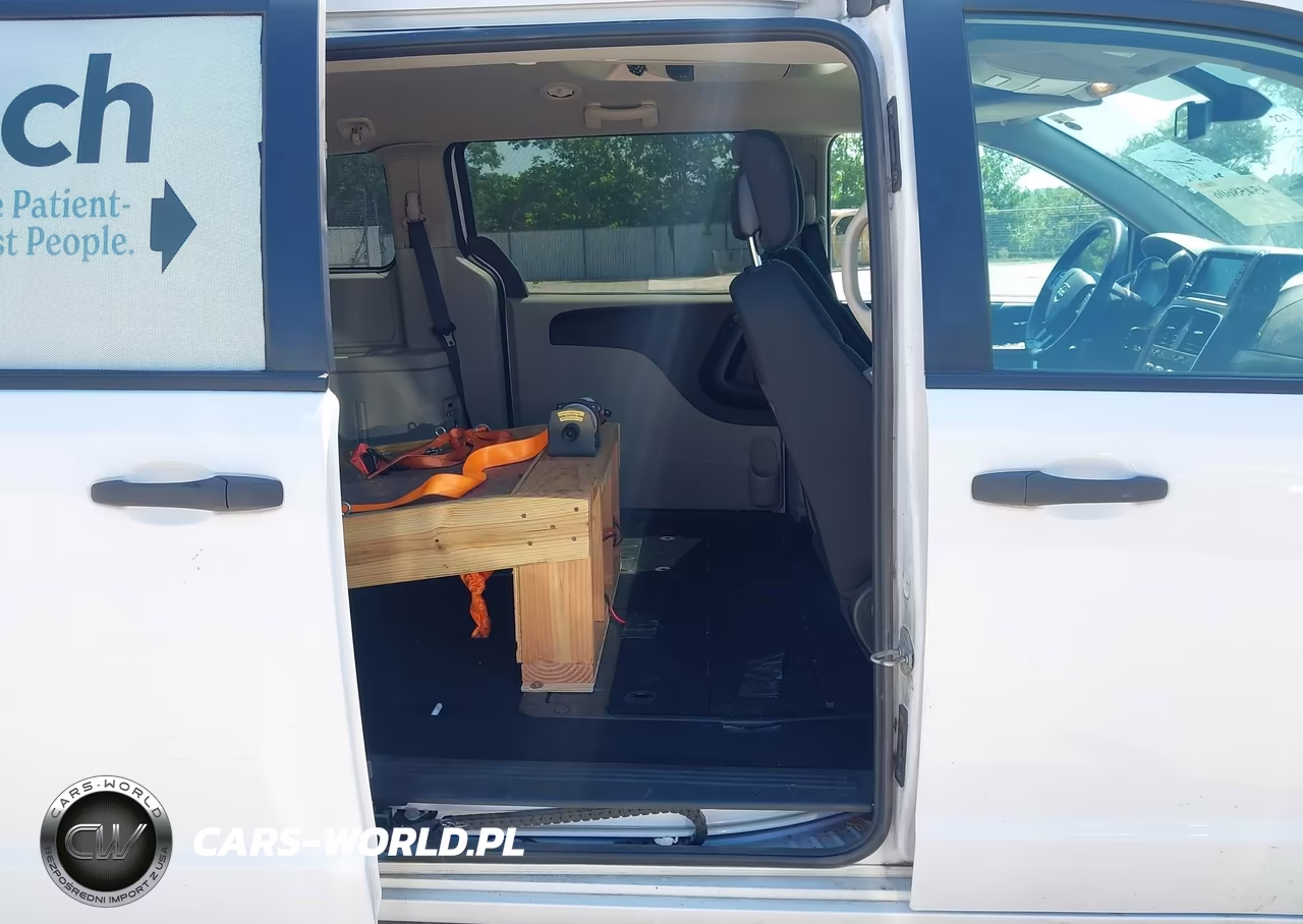 2019 Dodge Grand Caravan Se VIN:2C4RDGBG5KR643516 - 8