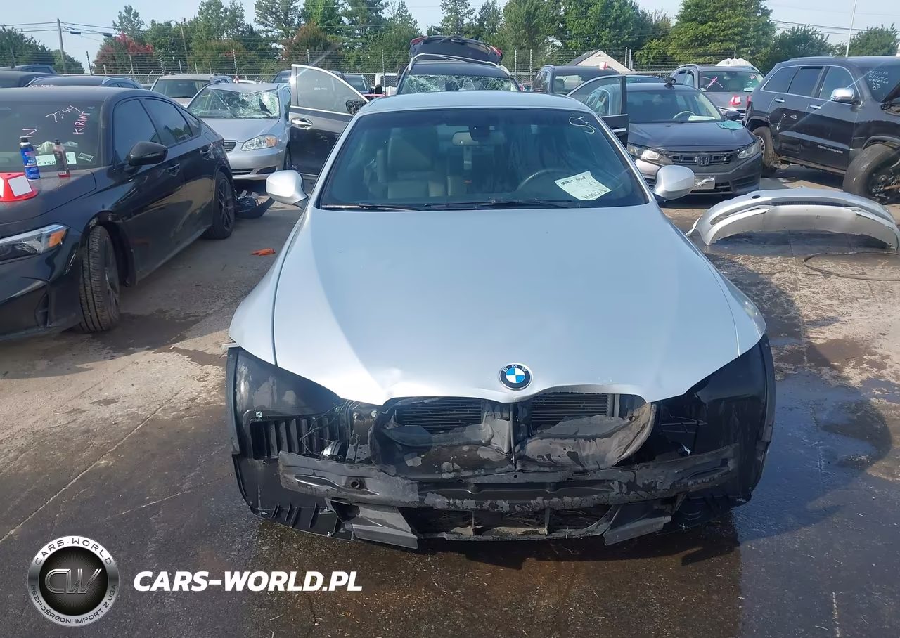 2013 BMW 328I VIN:WBADW3C51DJ525588 - 13