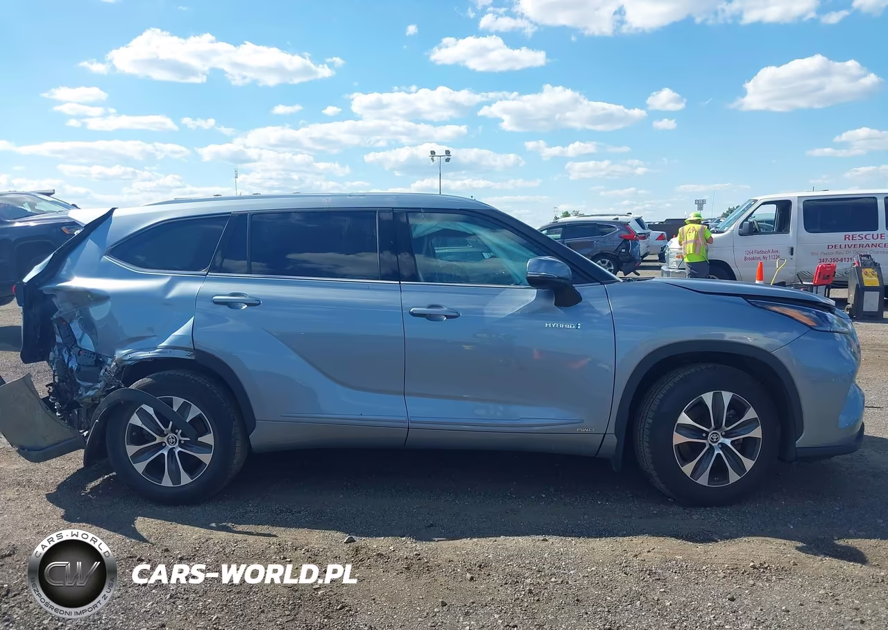 2021 Toyota Highlander Hybrid Xle VIN:5TDGBRCH5MS026952 - 13