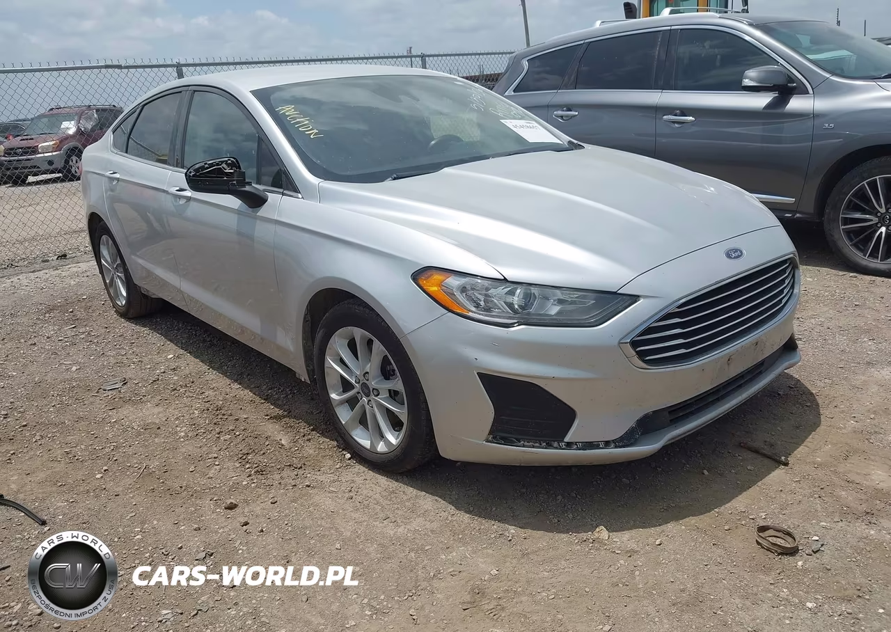 2019 Ford Fusion Hybrid Se – zdjęcie 1 z 21