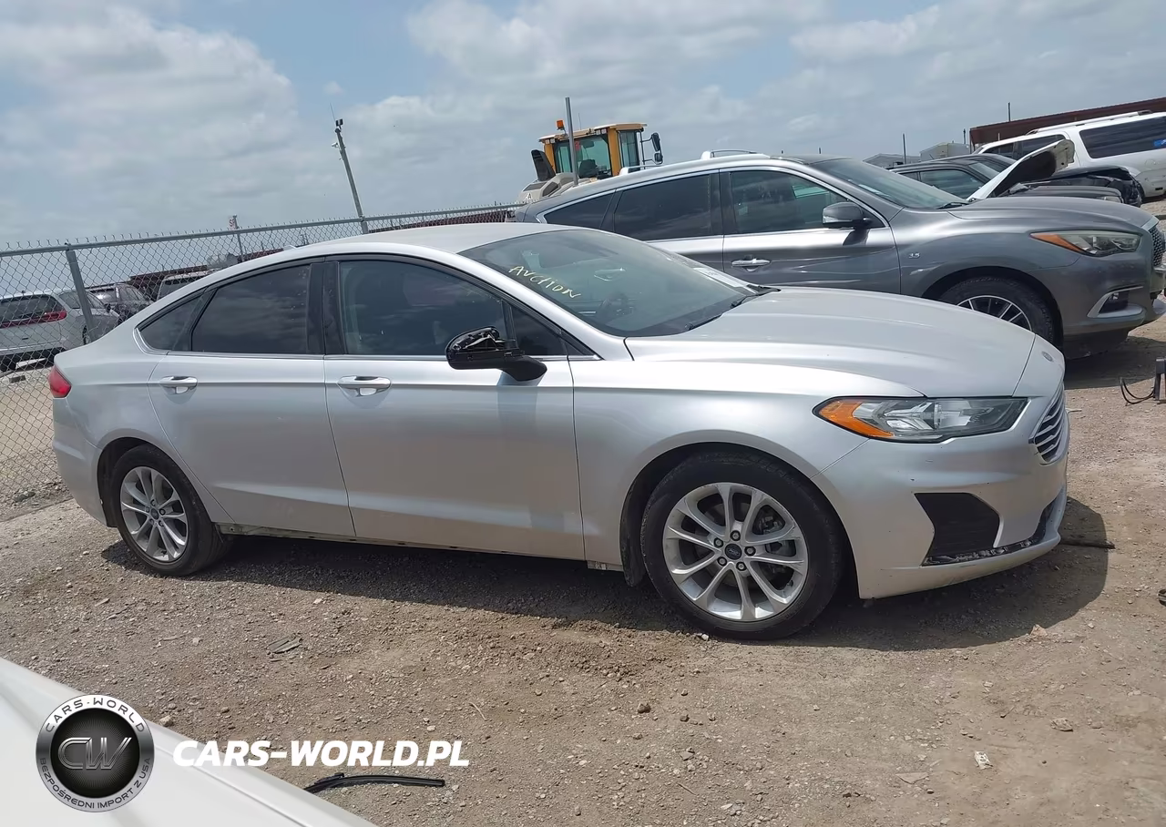 2019 Ford Fusion Hybrid Se VIN:3FA6P0LU9KR242783 - 13