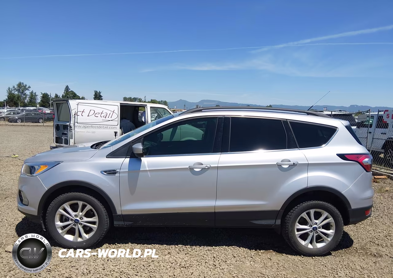2018 Ford Escape Se VIN:1FMCU9GD0JUD08614 - 15