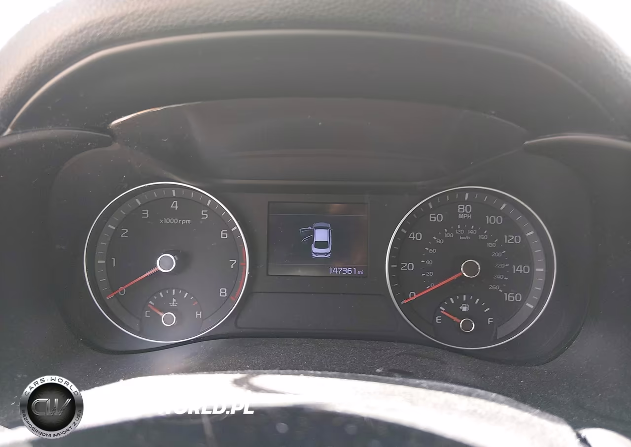 2019 Kia Forte Lxs VIN:3KPF24AD1KE134913 - 7