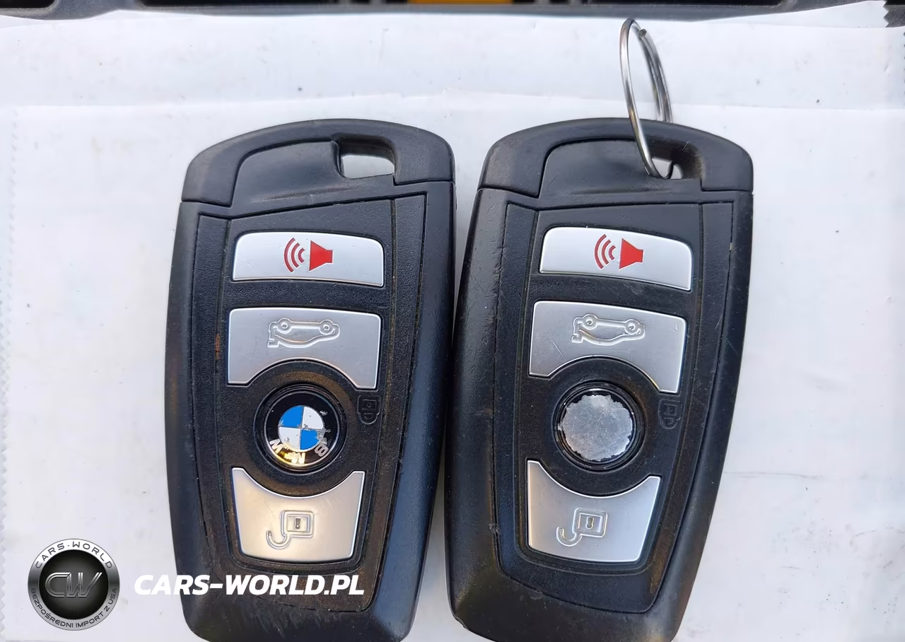 2013 BMW 528I xDrive VIN:WBAXH5C54DDW11933 - 11