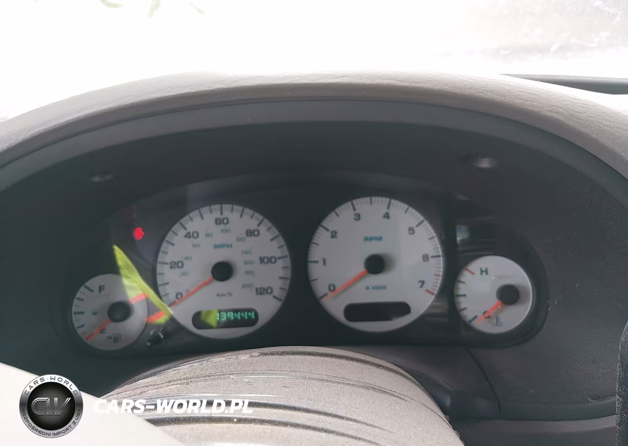 2003 Dodge Grand Caravan Sport VIN:2D4GP44L63R117942 - 7