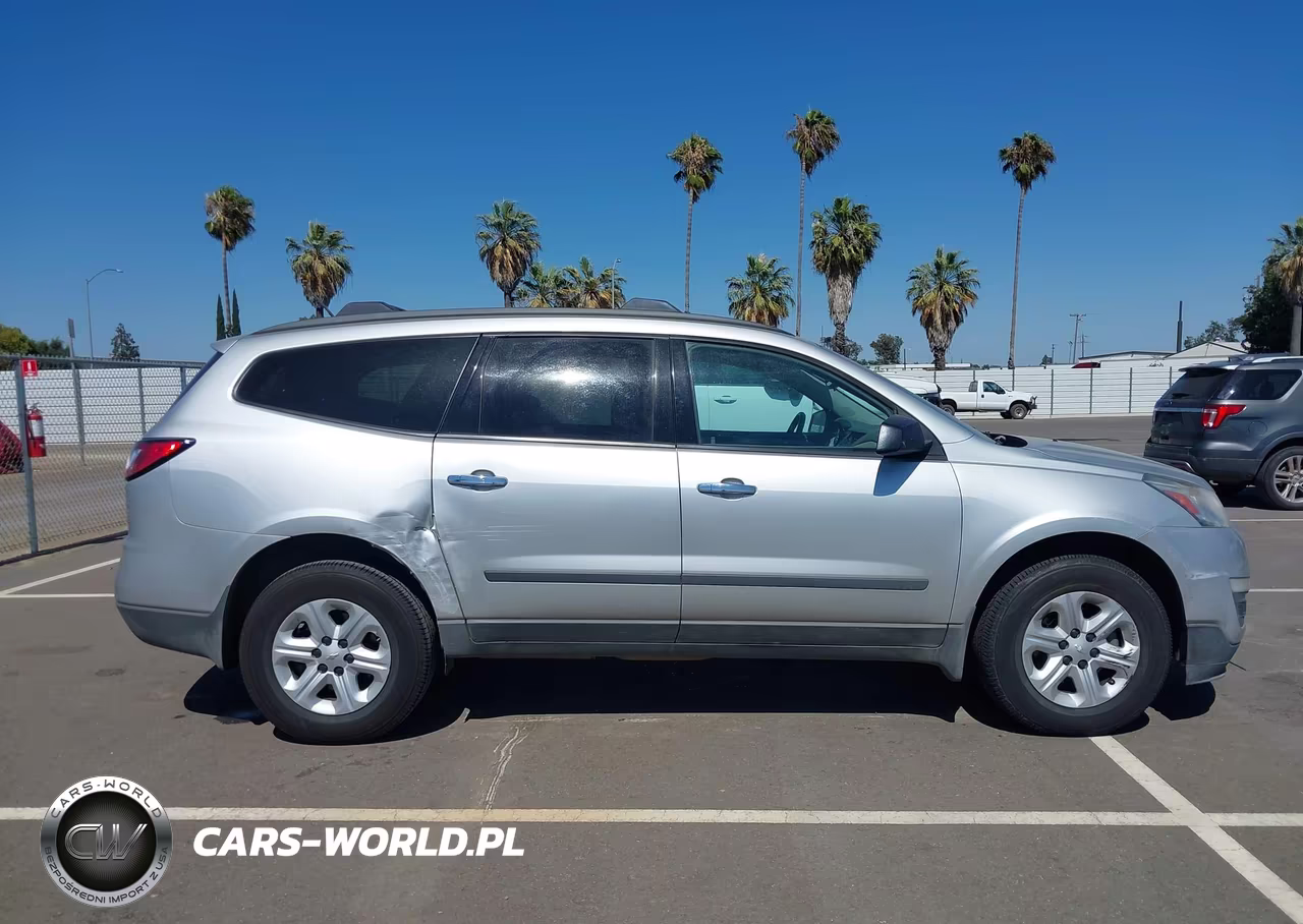 2015 Chevrolet Traverse Ls VIN:1GNKRFED4FJ127339 - 13