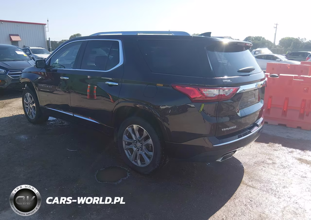 2019 Chevrolet Traverse Premier VIN:1GNERKKW0KJ162434 - 3