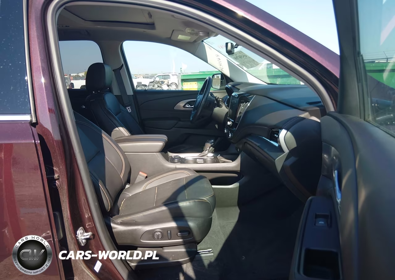 2019 Chevrolet Traverse Premier VIN:1GNERKKW0KJ162434 - 5