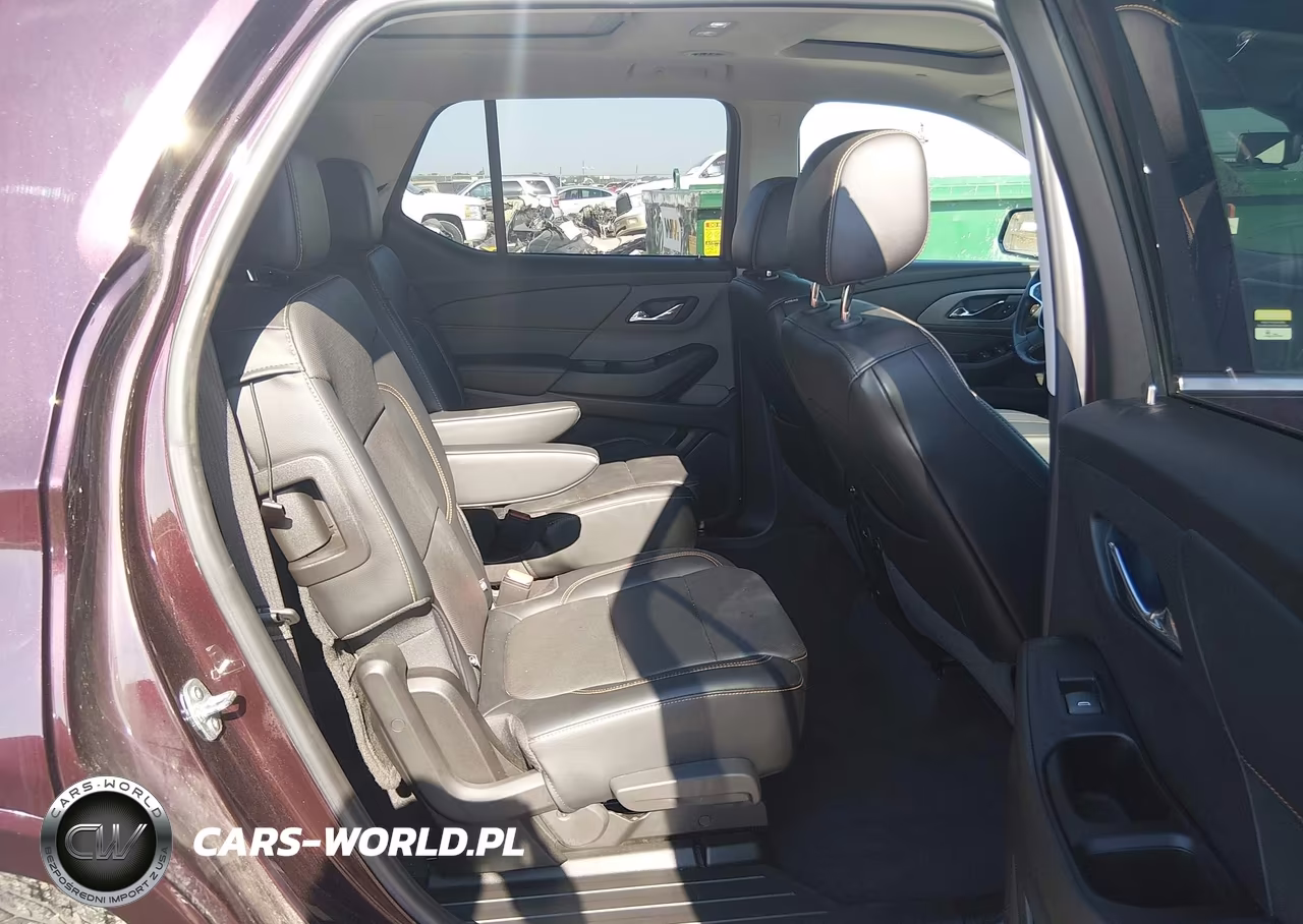 2019 Chevrolet Traverse Premier VIN:1GNERKKW0KJ162434 - 8
