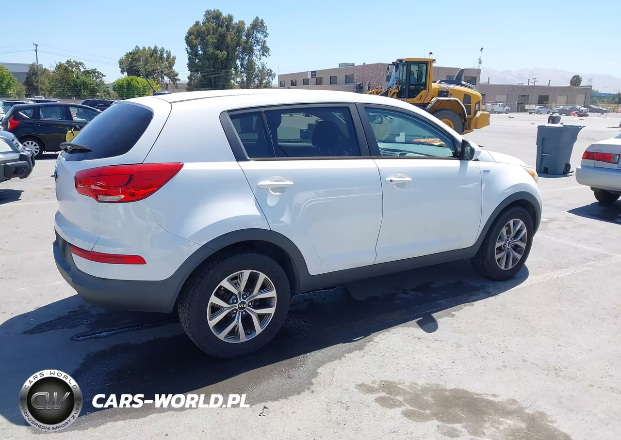 2014 Kia Sportage Lx VIN:KNDPBCAC1E7549451 - 4