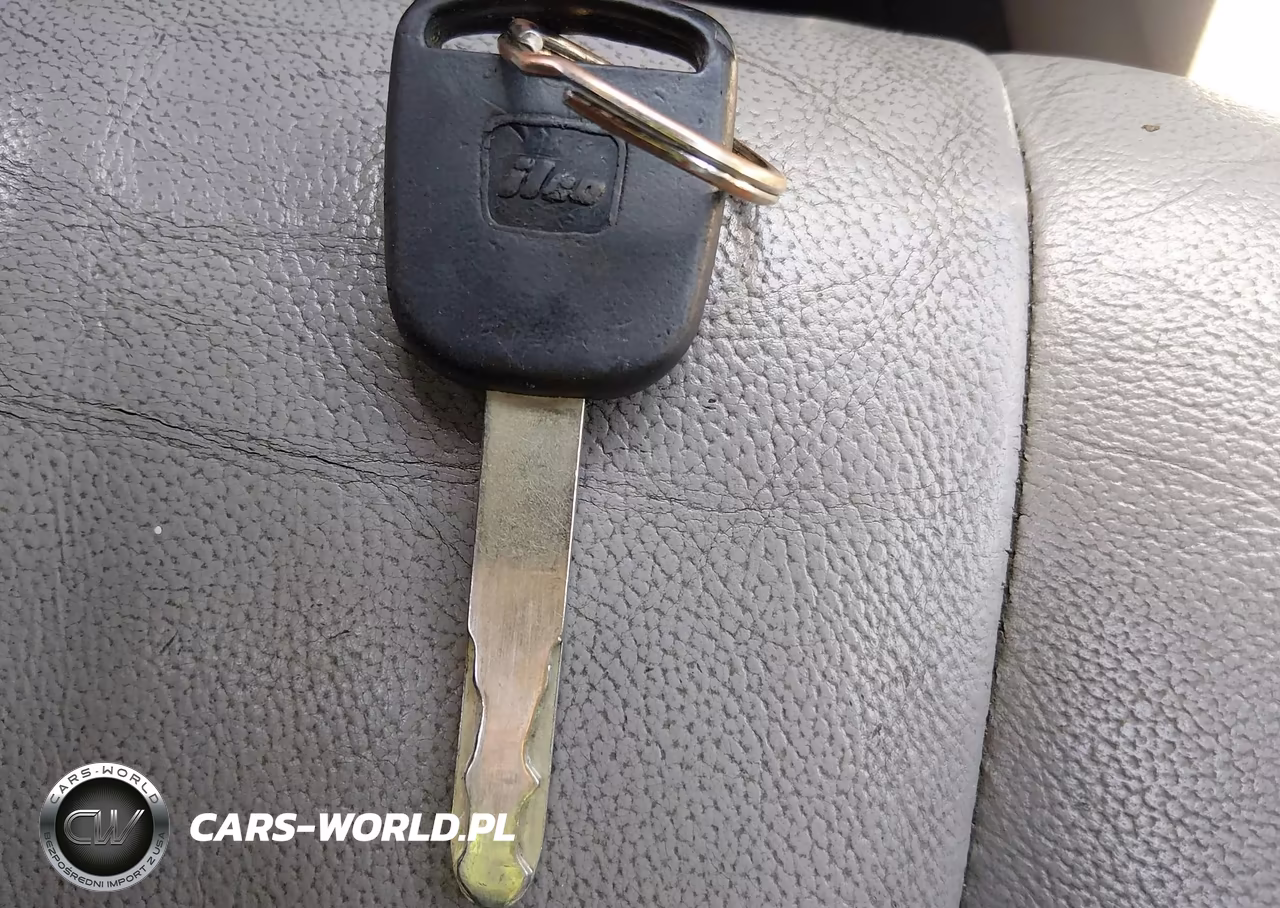 2011 Honda Accord 2.4 Ex-L VIN:1HGCP2F87BA104727 - 11