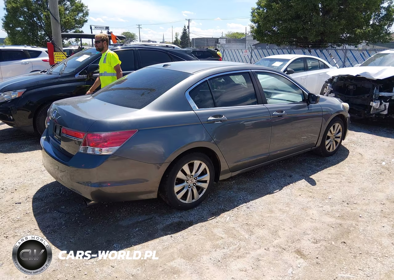 2011 Honda Accord 2.4 Ex-L VIN:1HGCP2F87BA104727 - 4