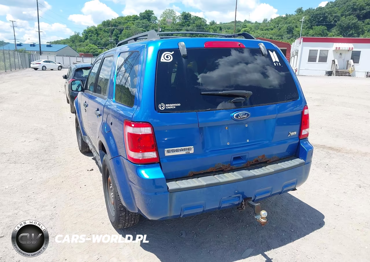 2012 Ford Escape Xlt VIN:1FMCU9DG3CKC53038 - 3