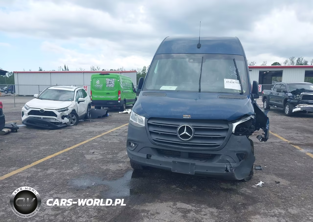 2022 Mercedes-Benz Sprinter 2500 High Roof V6 VIN:W1Y4EDHY9NT107800 - 12
