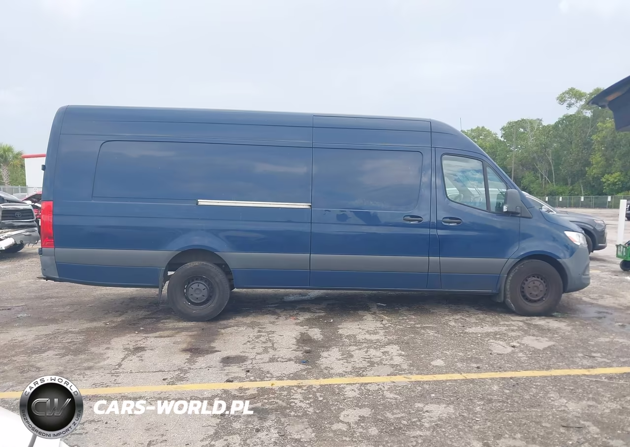 2022 Mercedes-Benz Sprinter 2500 High Roof V6 VIN:W1Y4EDHY9NT107800 - 13