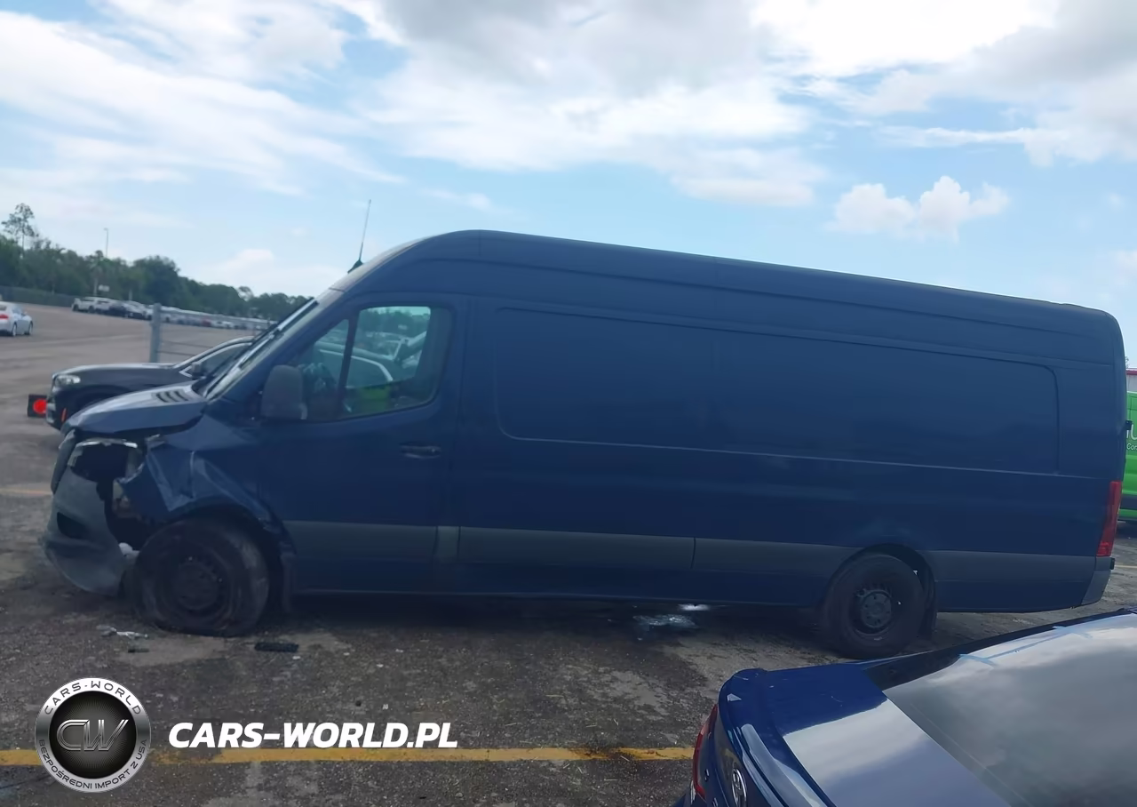 2022 Mercedes-Benz Sprinter 2500 High Roof V6 VIN:W1Y4EDHY9NT107800 - 14