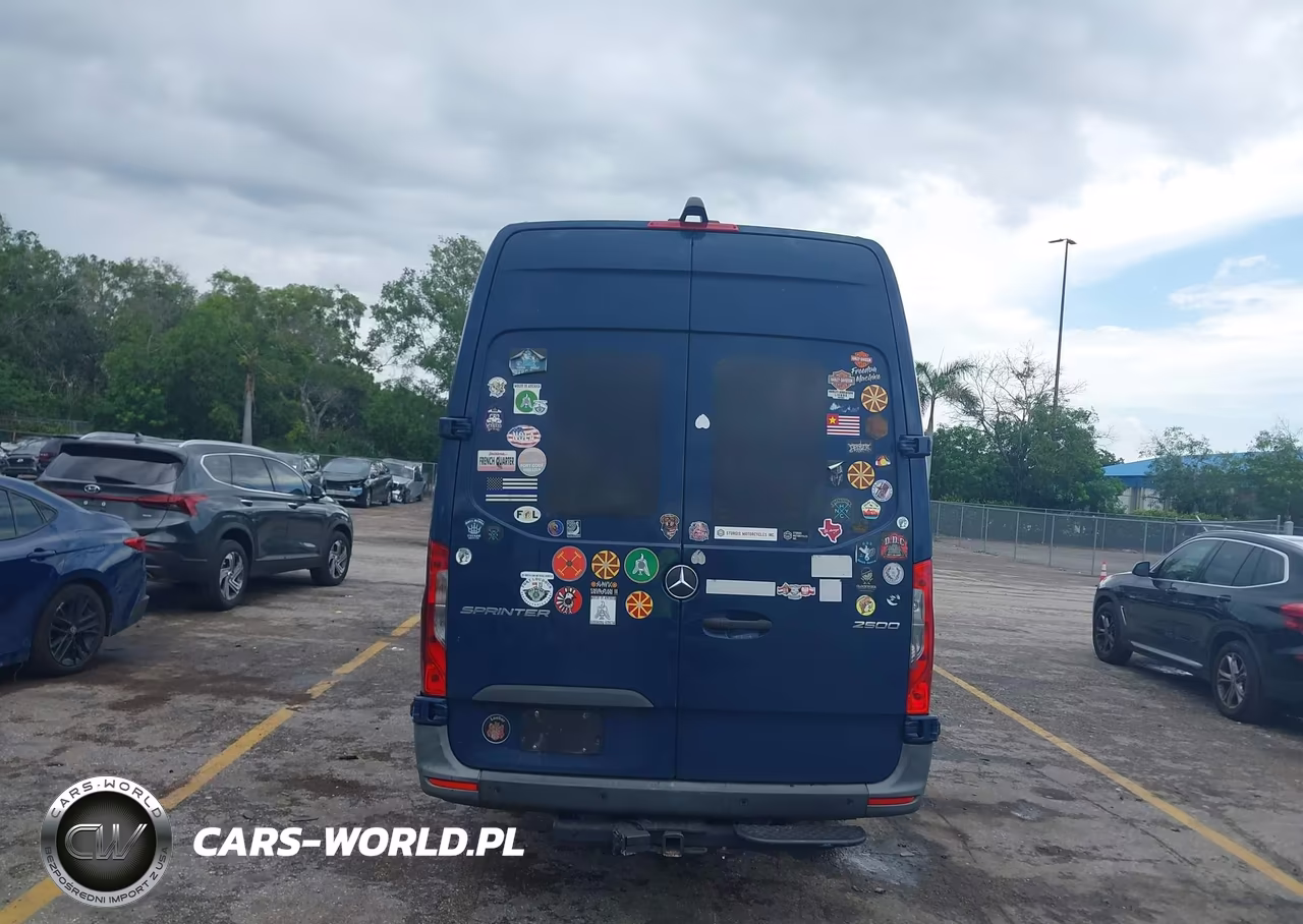 2022 Mercedes-Benz Sprinter 2500 High Roof V6 VIN:W1Y4EDHY9NT107800 - 16