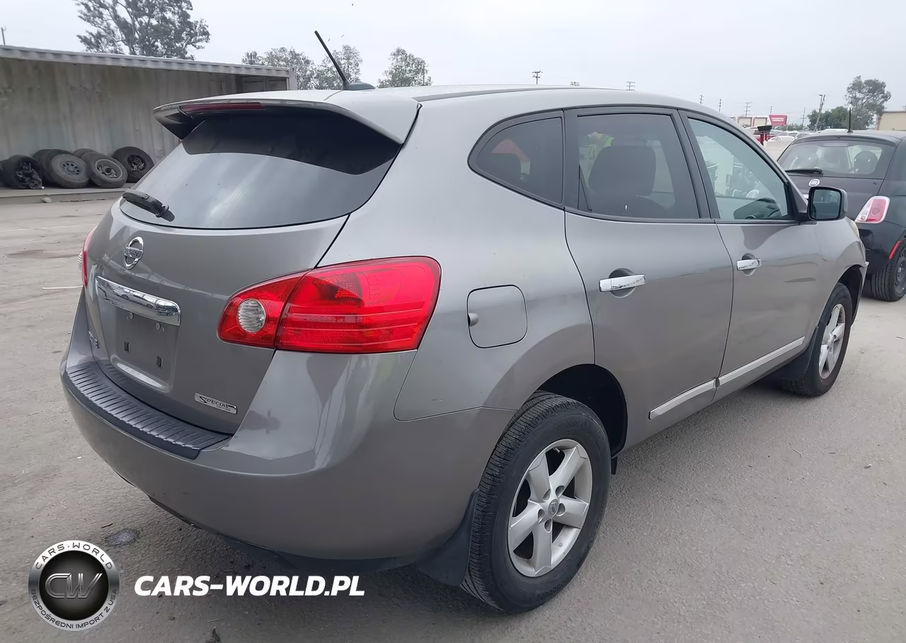 2013 Nissan Rogue S VIN:JN8AS5MT9DW504943 - 4
