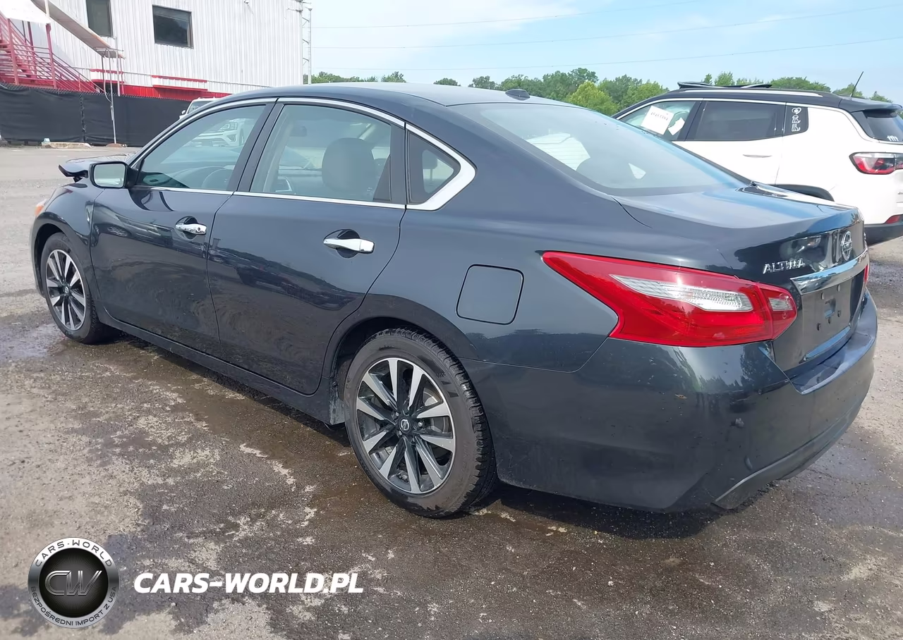 2018 Nissan Altima 2.5 Sv VIN:1N4AL3AP3JC255546 - 3