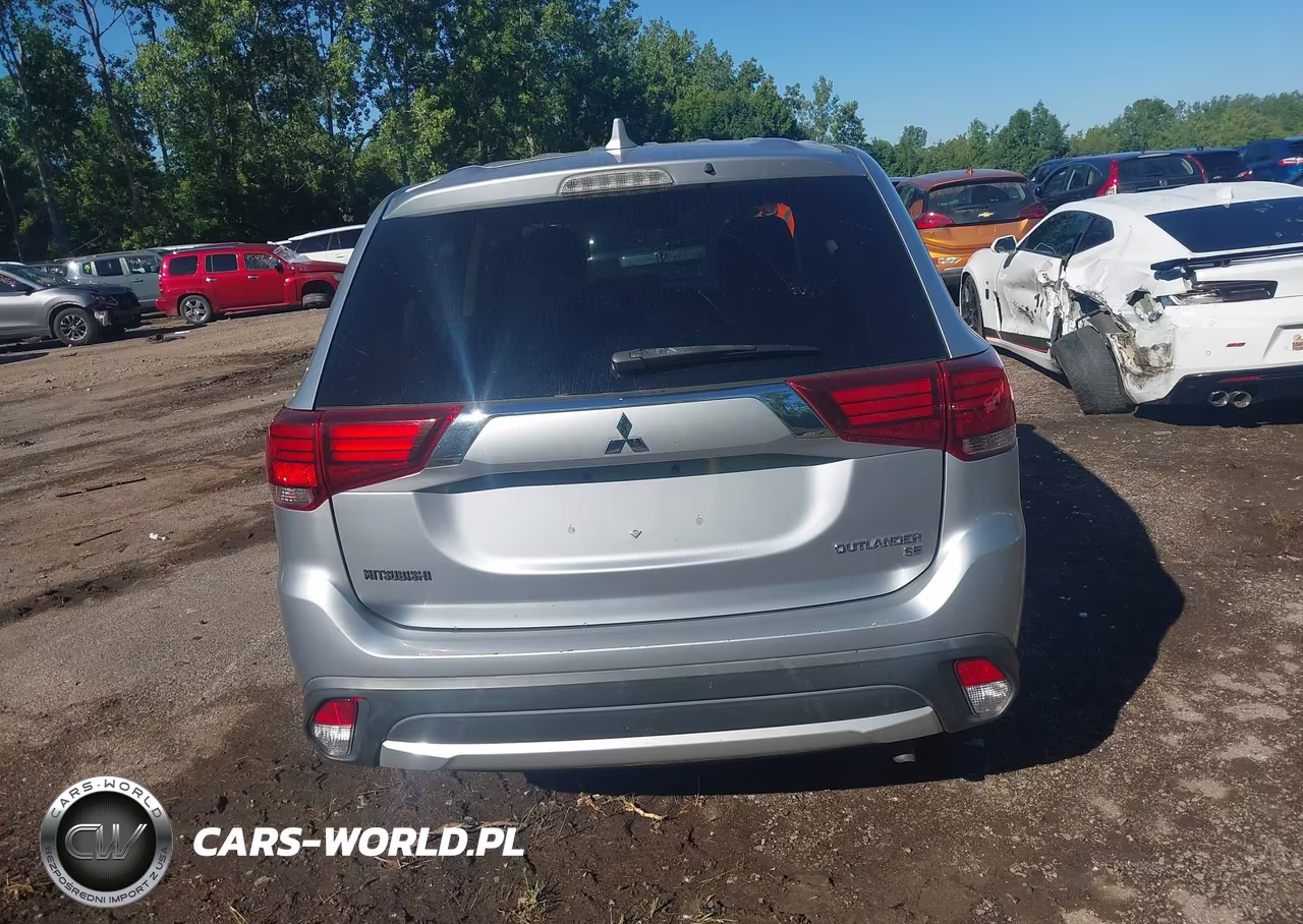 2017 Mitsubishi Outlander Se VIN:JA4AD3A31HZ044089 - 16