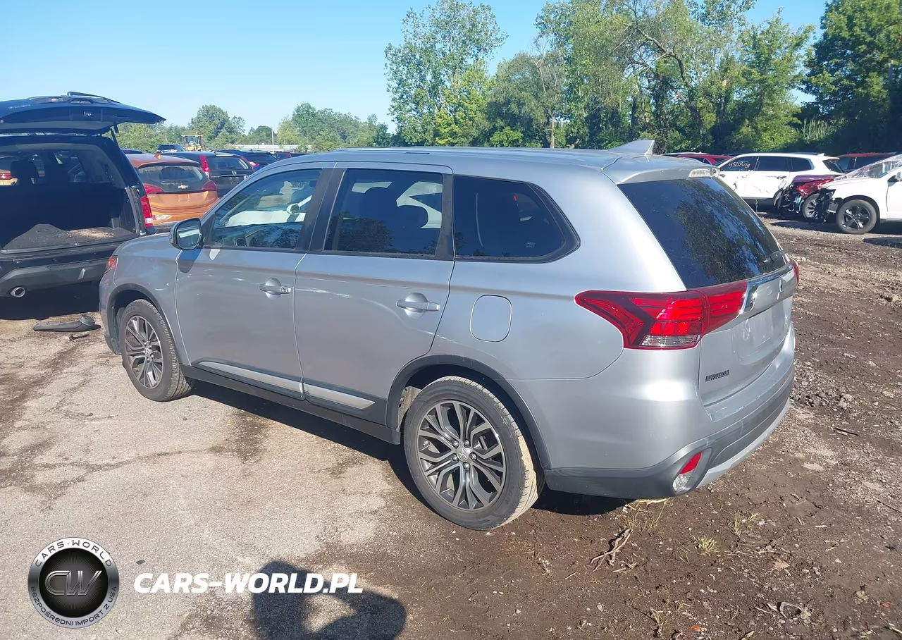 2017 Mitsubishi Outlander Se VIN:JA4AD3A31HZ044089 - 3