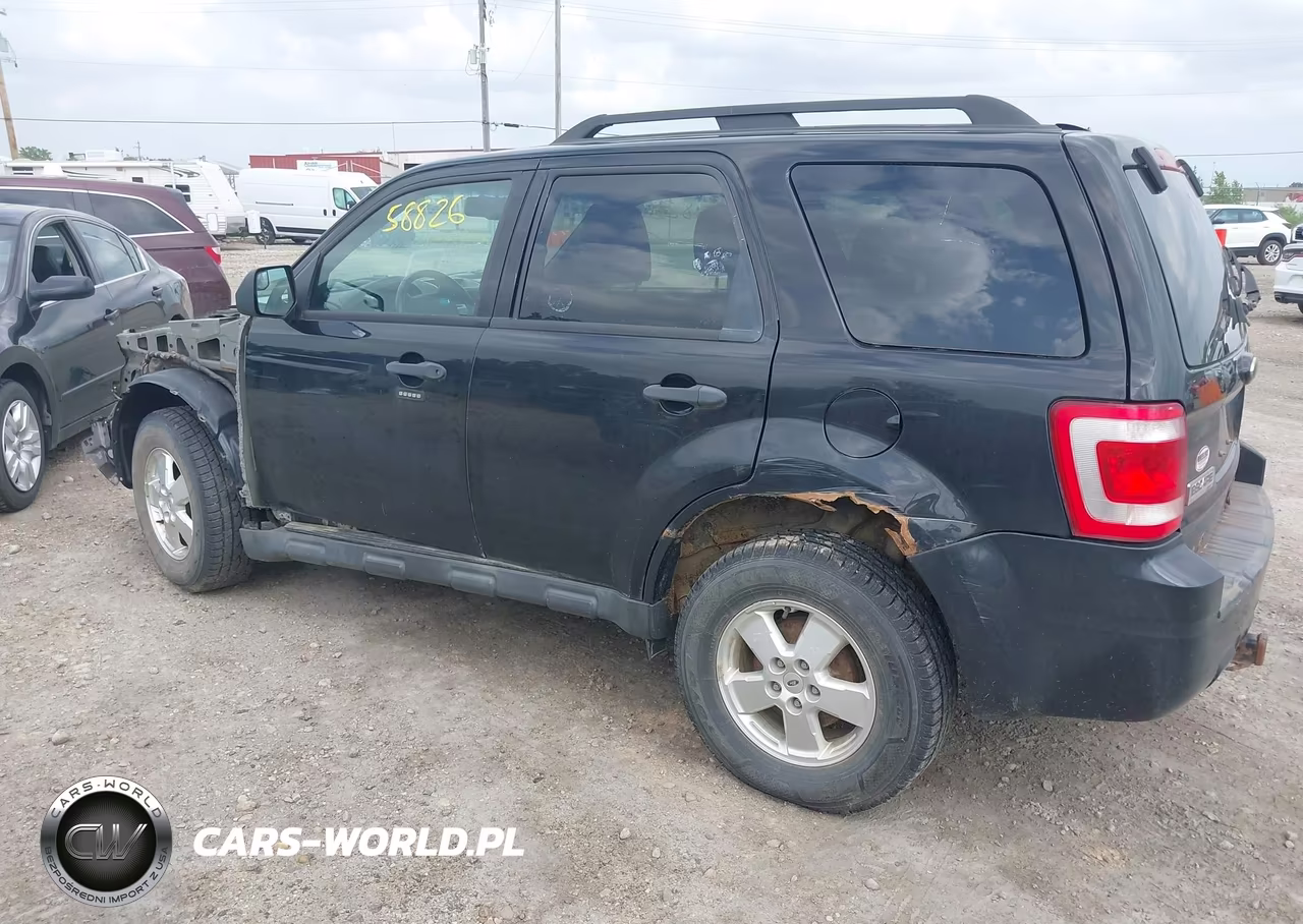 2011 Ford Escape Xlt VIN:1FMCU9D78BKA26118 - 3