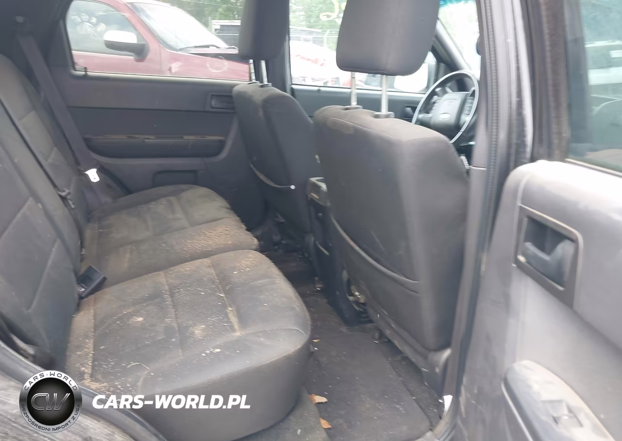 2011 Ford Escape Xlt VIN:1FMCU9D78BKA26118 - 8