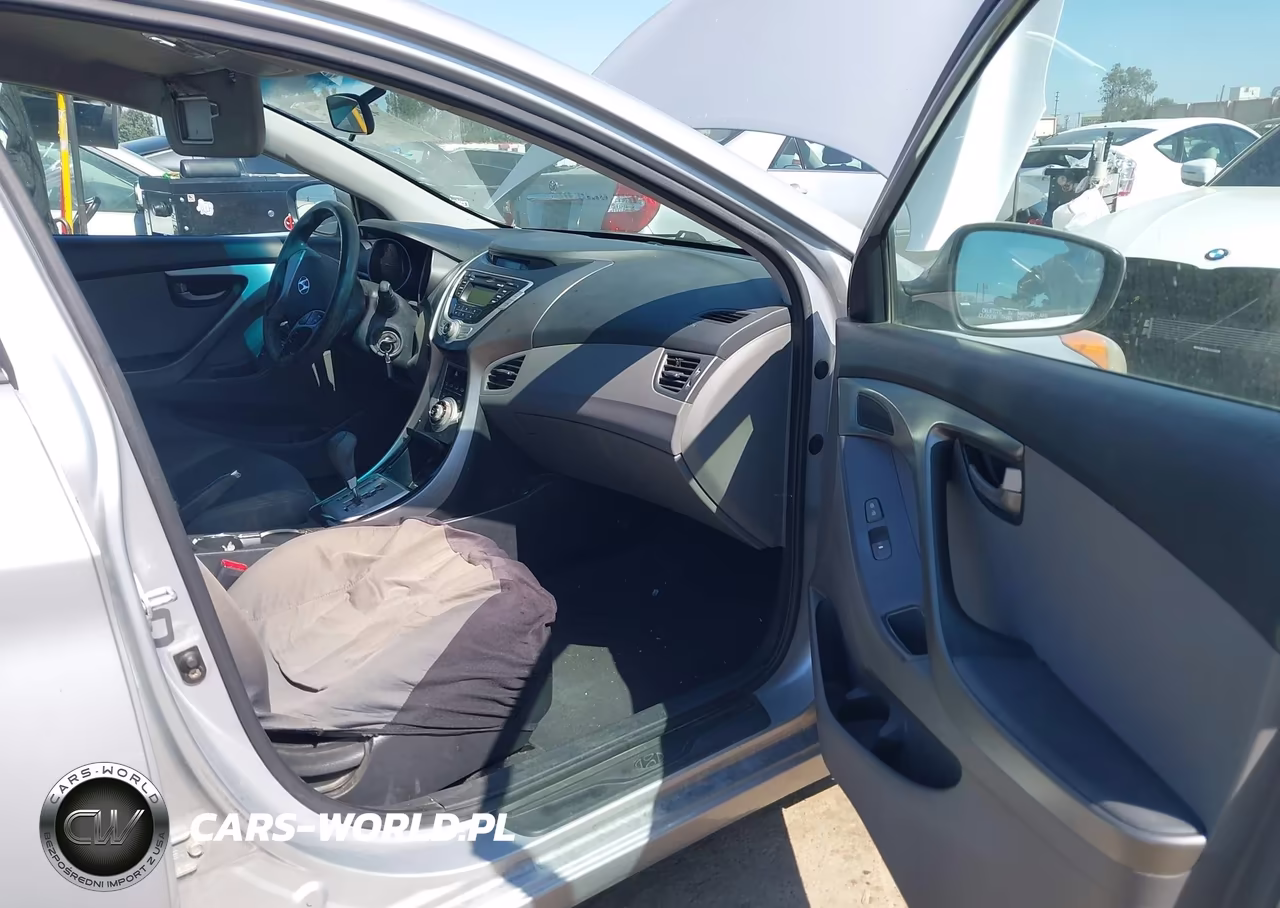 2011 Hyundai Elantra Gls VIN:5NPDH4AE9BH033385 - 5