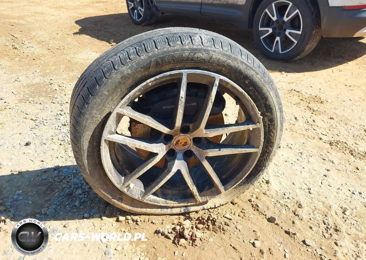 2023 Porsche Macan T VIN:WP1AA2A52PLB03306 - 12