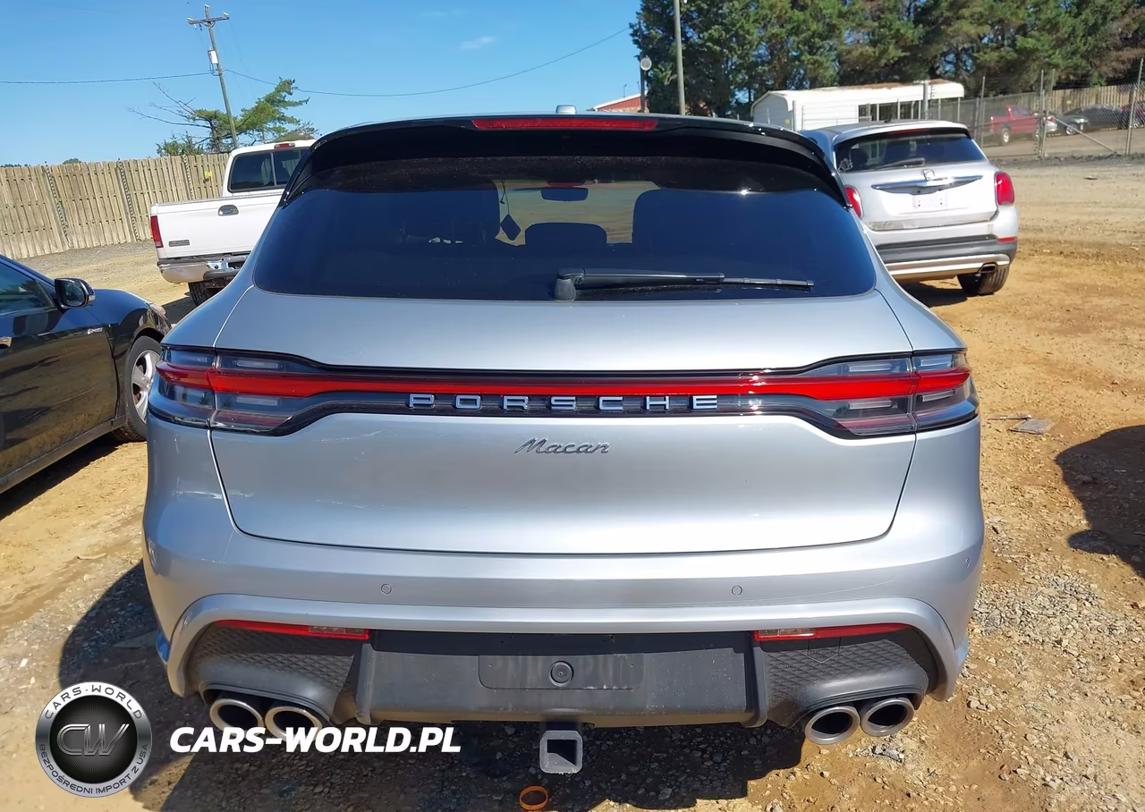 2023 Porsche Macan T VIN:WP1AA2A52PLB03306 - 17