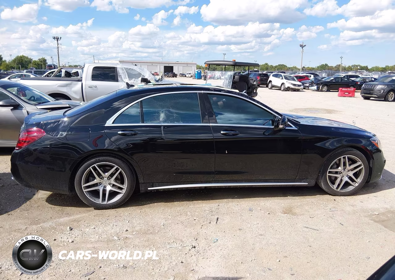 2020 Mercedes-Benz S 560 4Matic VIN:WDDUG8GB1LA520439 - 13