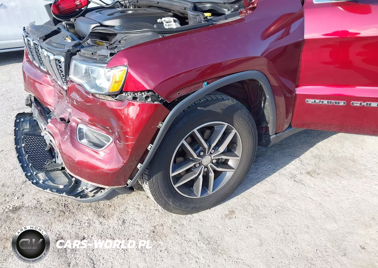 2018 Jeep Grand Cherokee Laredo E 4X2 VIN:1C4RJEAG2JC402633 - 6