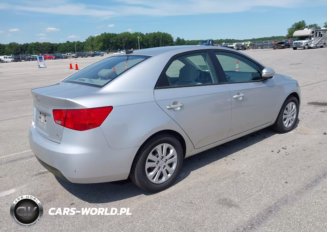 2010 Kia Forte Ex VIN:KNAFU4A21A5865874 - 4