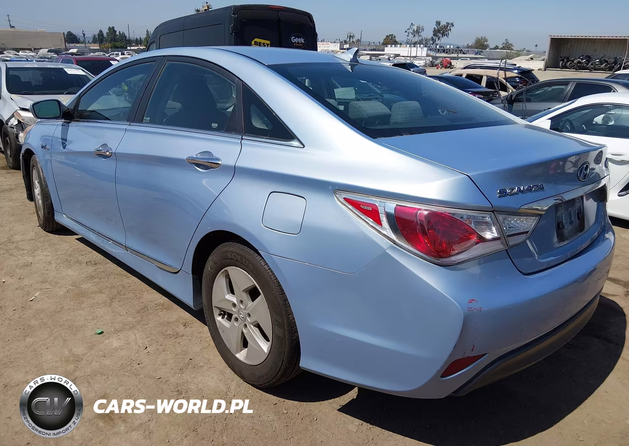 2011 Hyundai Sonata Hybrid VIN:KMHEC4A45BA000963 - 3