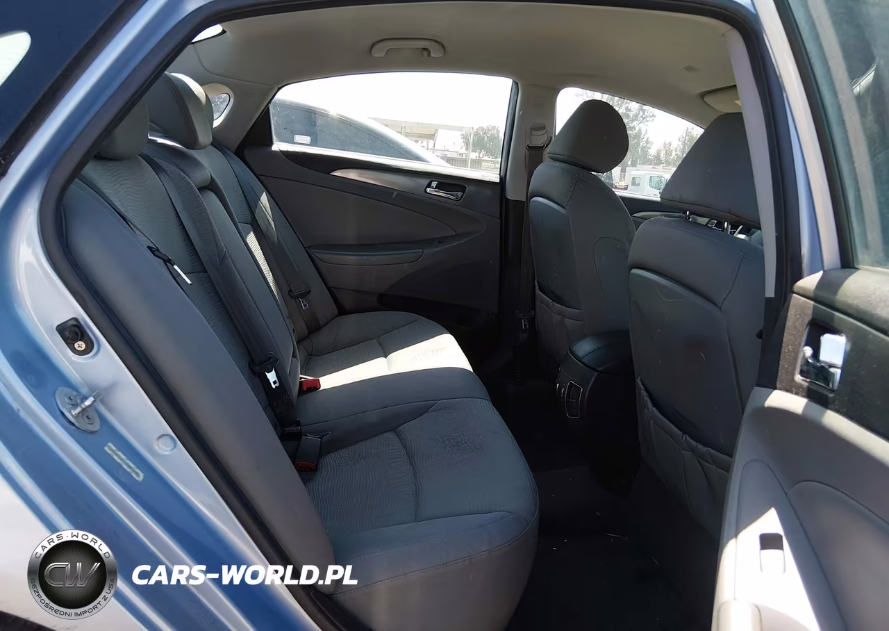2011 Hyundai Sonata Hybrid VIN:KMHEC4A45BA000963 - 8