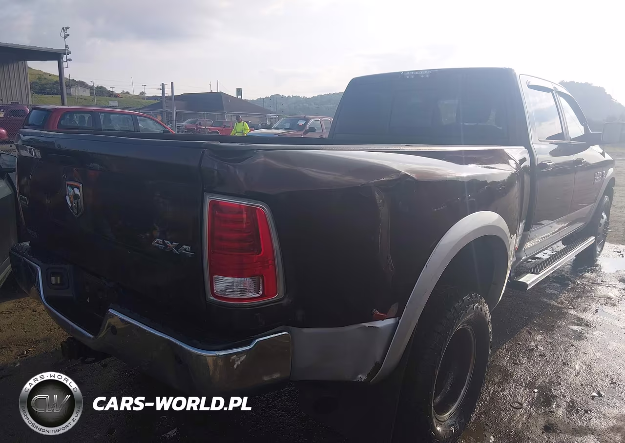2014 Ram 3500 Laramie VIN:3C63RRJL8EG122308 - 4