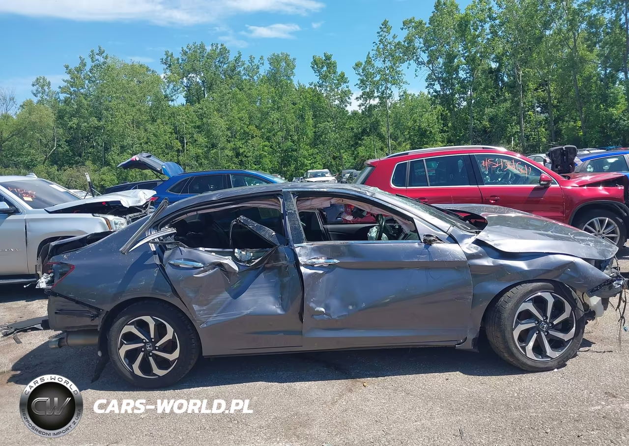 2017 Honda Accord Ex-L VIN:1HGCR2F8XHA235251 - 14